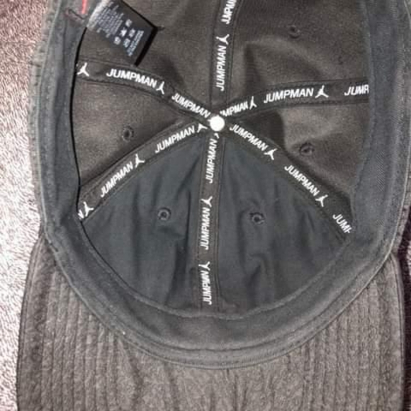 Jordan Jumpman black/ metallic gold - Picture 3 of 4